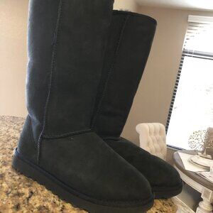 UGG Women's Classic Tall II Boot, black